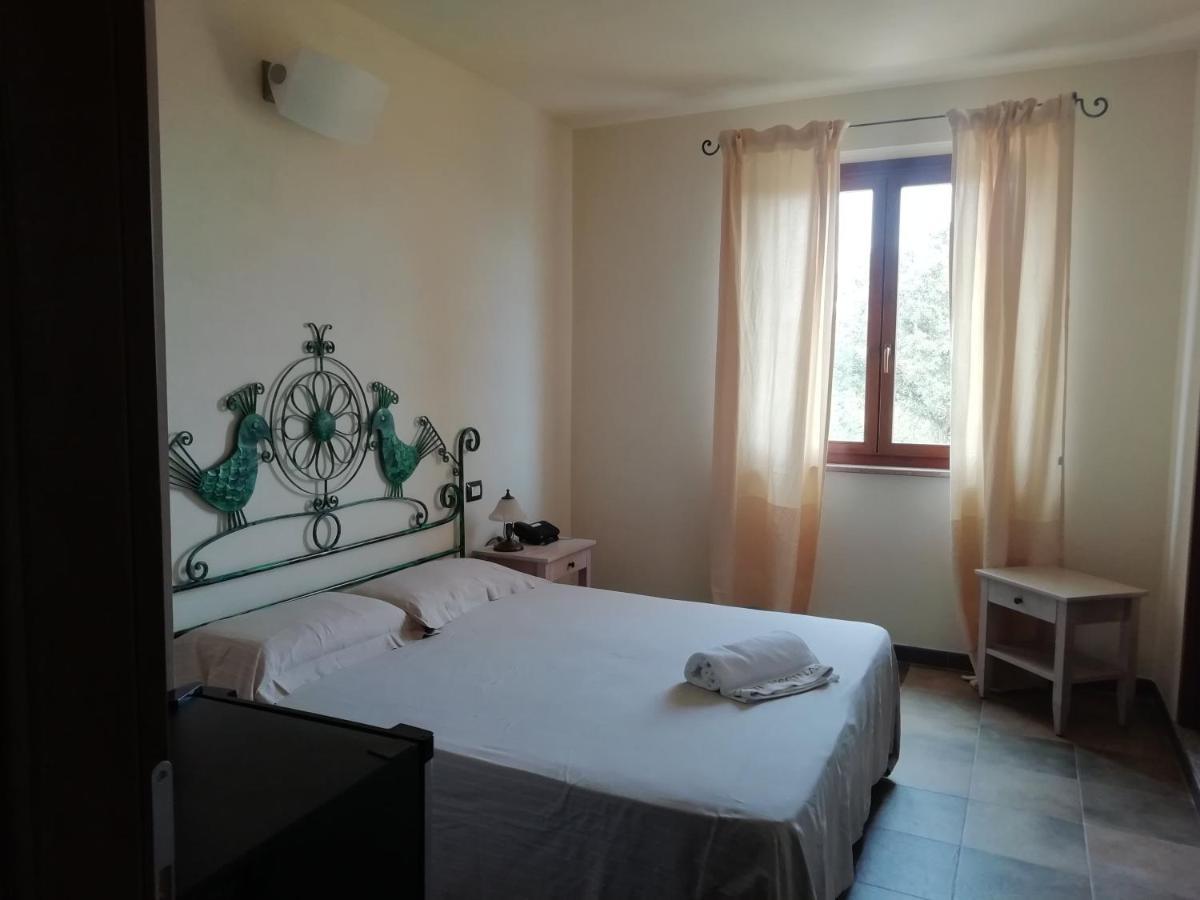 S'Ena Hotel Arbus Kültér fotó